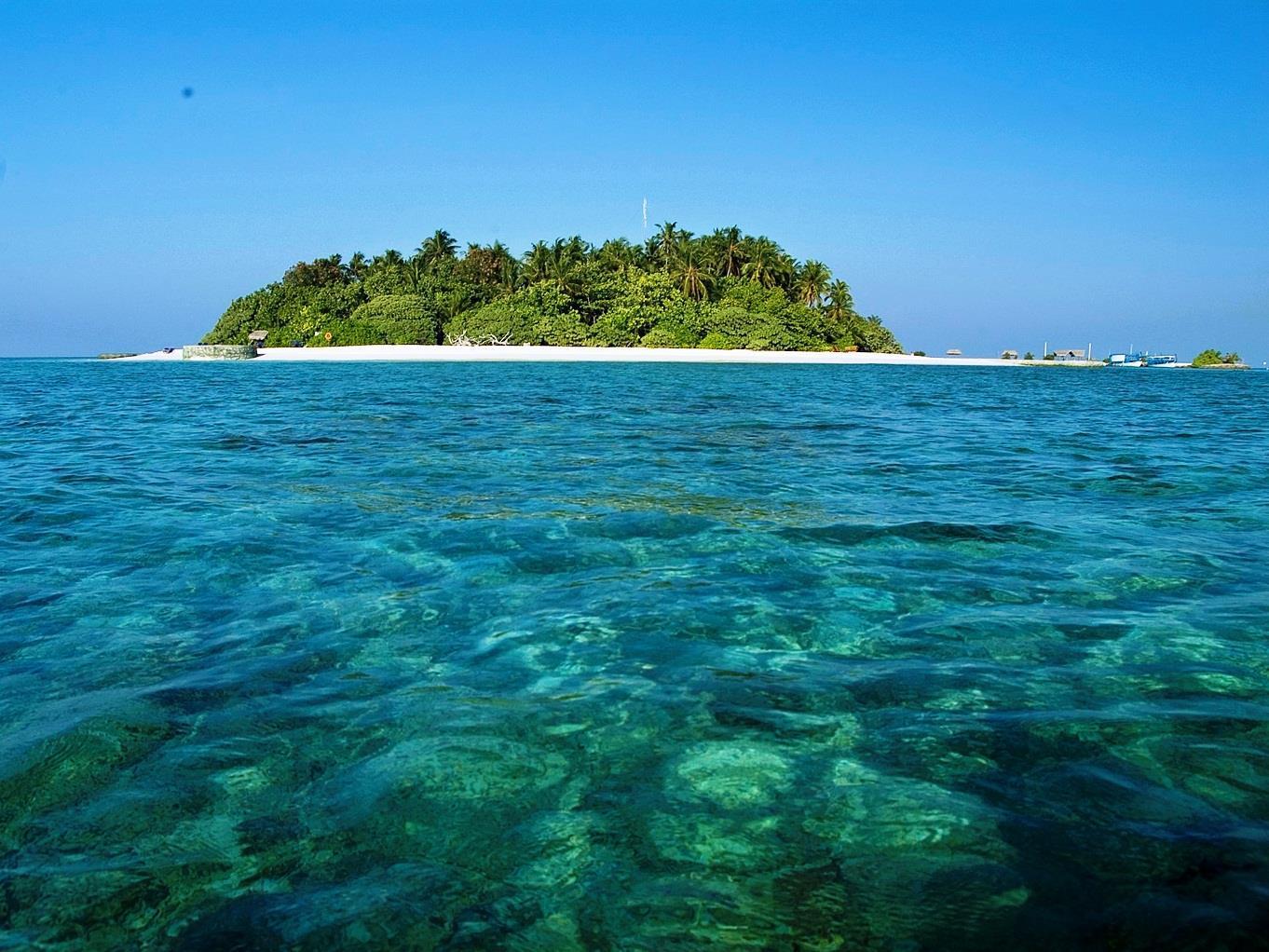 Makunudu Island- An Intimate Hideaway Resort 4*
