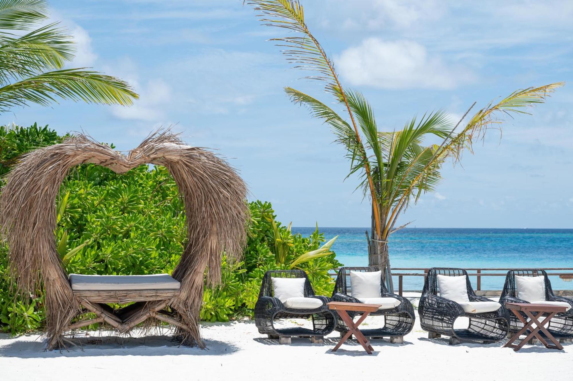 Makunudu Island- An Intimate Hideaway